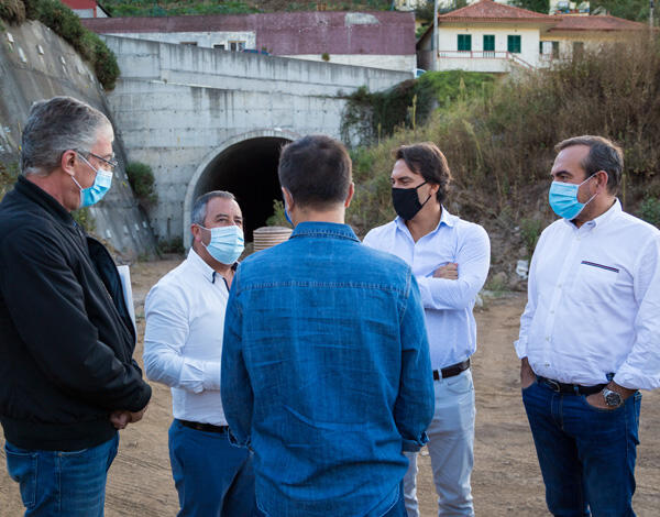 Pedro Fino visitou local da obra de ligação ao Jardim da Serra 
