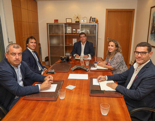 Pedro Fino reuniu-se com novo autarca do Porto Santo um dia após a tomada de posse