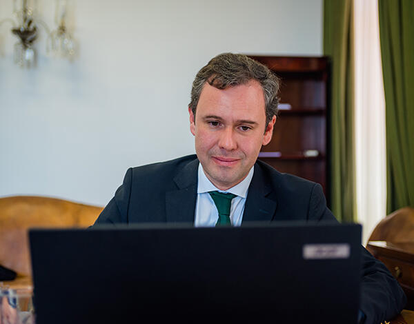 Conselho Consultivo de Economia estuda retoma gradual da atividade Económica 