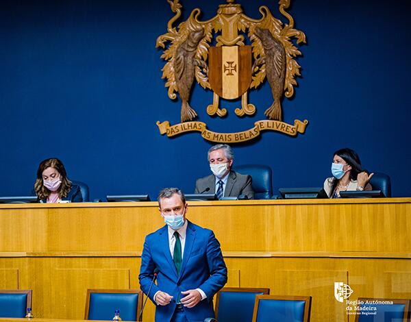 Parlamento discutiu adaptação da lei que regula atividade das plataformas TVDE