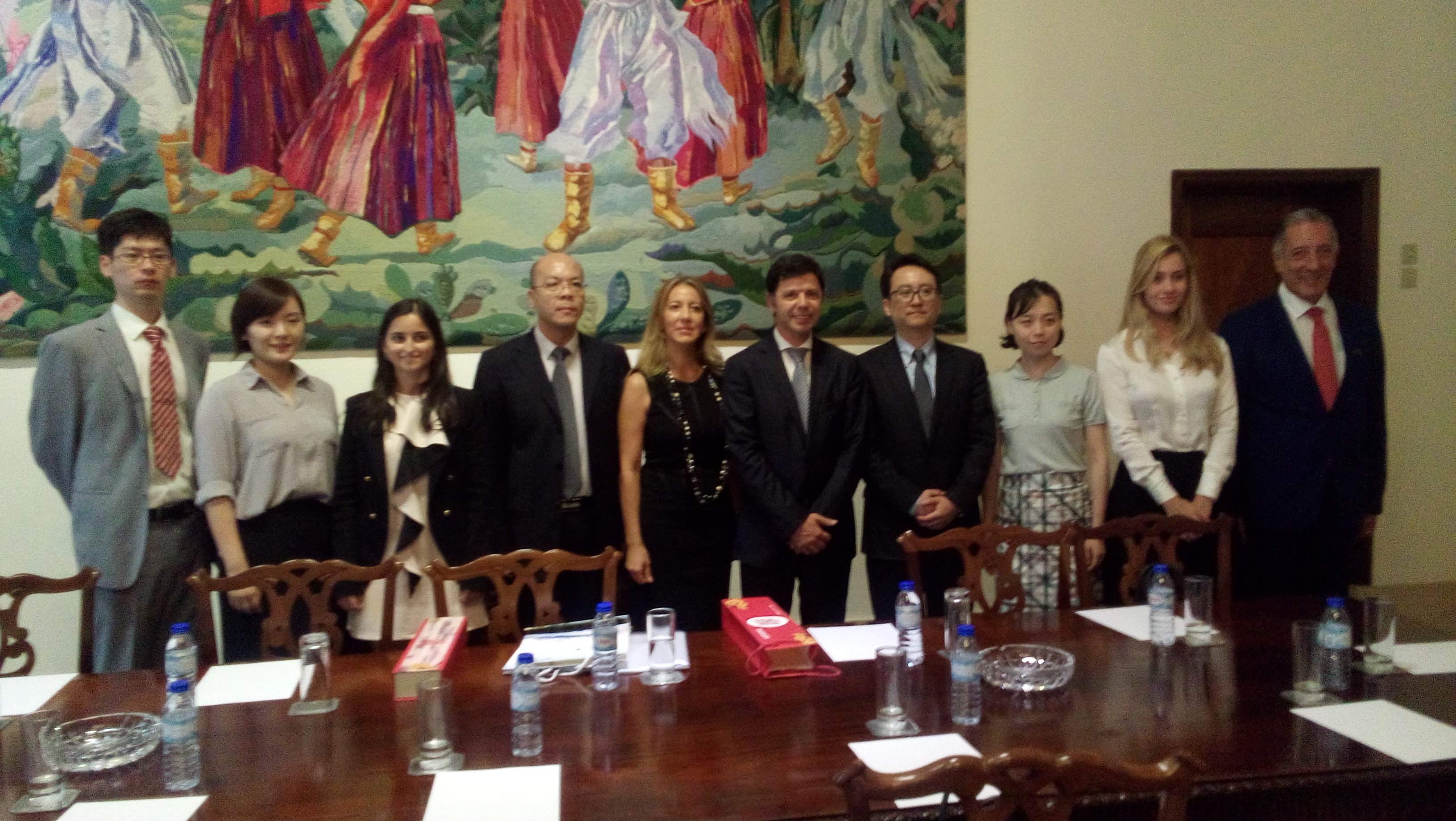 Secretário Regional das Finanças reuniu com Comitiva da Região Autónoma de Tiajin, China