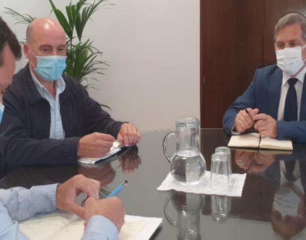 Secretário regional de Mar e Pescas reúne-se com empresário da Ilha Peixe