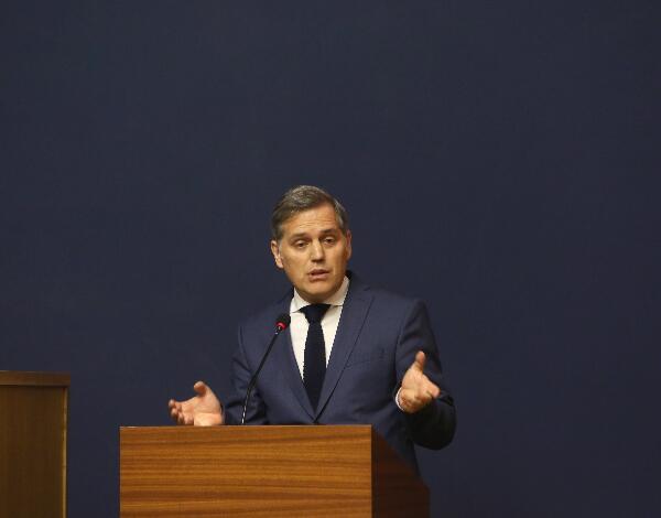 Teófilo Cunha reúne-se com o ministro do Mar