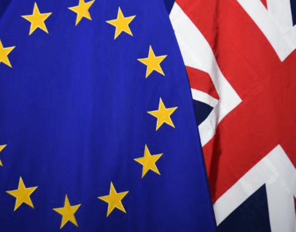 Reino Unido: 90 mil já pediram Estatuto de Residente