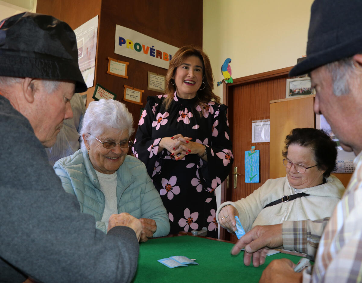 Governo Regional cria fundo de apoio ‘Social Ajuda+’