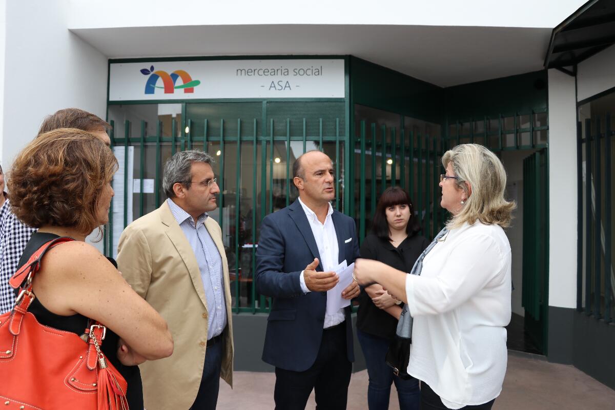 Mercearia Social apoia 29 agregados familiares de Santo António