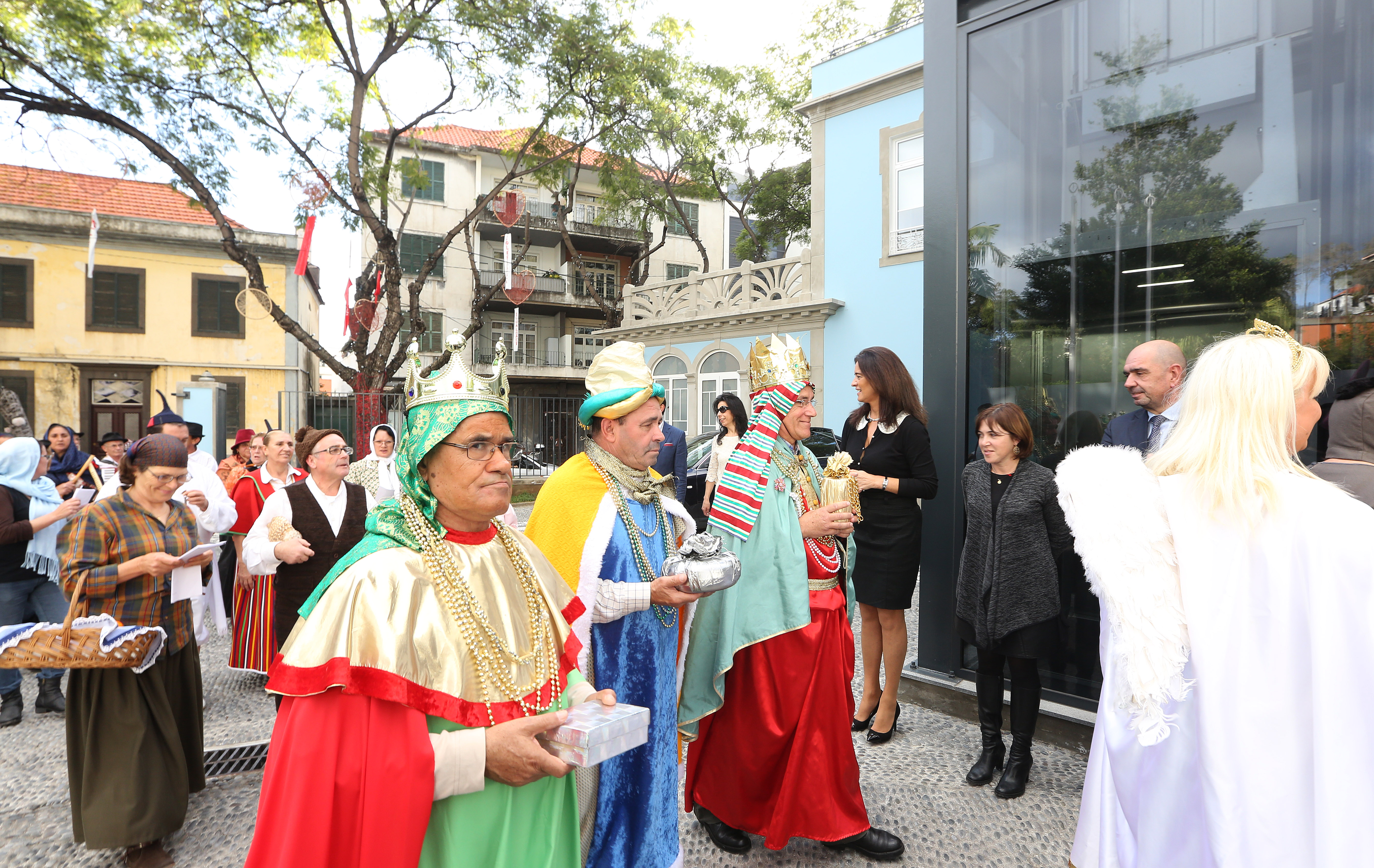 Cantar os Reis: SRIAS recebeu Grupo da Casa do Povo de São Martinho