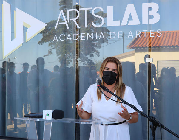 Augusta Aguiar inaugura Academia de Artes ARTS LAB