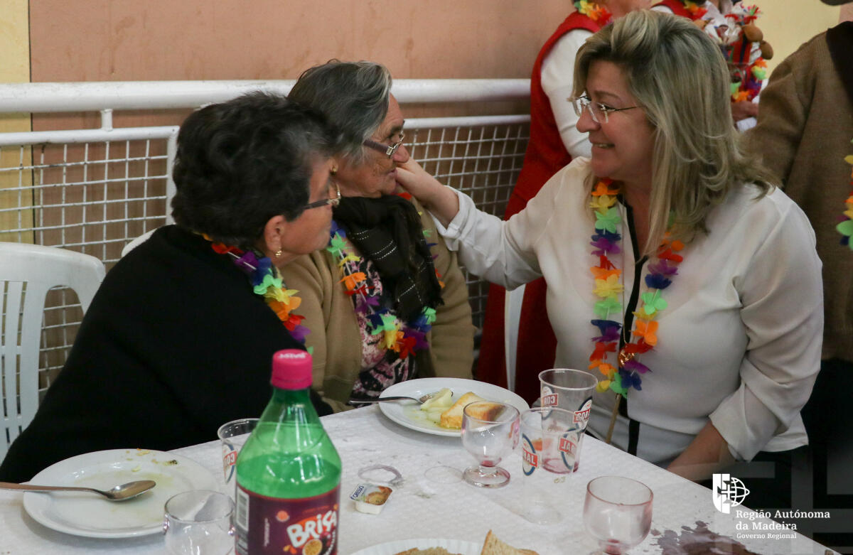 'III Encontro dos Centros de Convívio' junta mais de 500 idosos da região