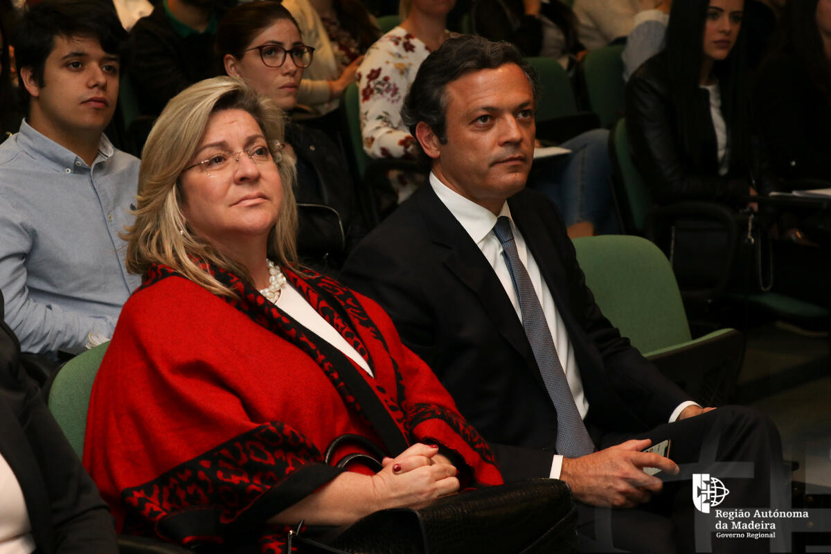 'ROTEIRO DO EMPREGO 18' na Casa da Cultura de Câmara de Lobos