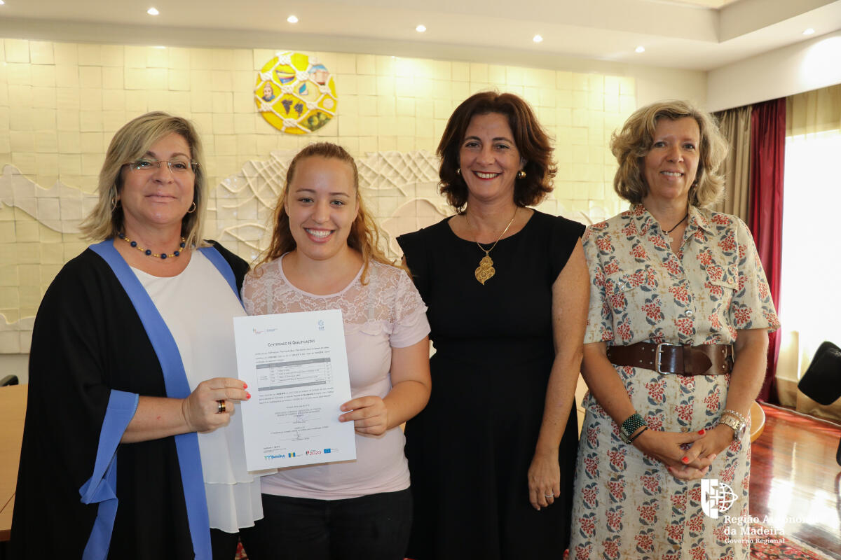 Governo Regional investe na formação e capacitação de desempregados