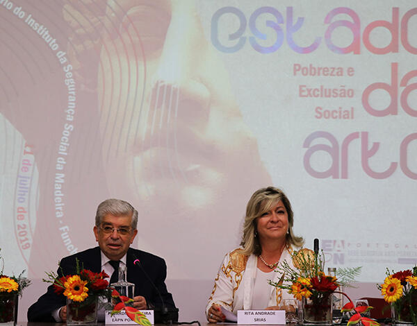 Governo anuncia medidas contra a pobreza e exclusão social