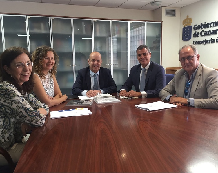 Eduardo Jesus reforça ligação ao Governo de Canárias