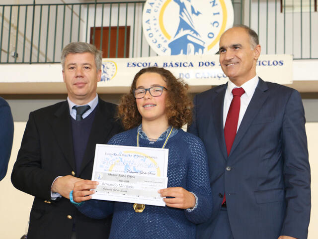 EB23 do Caniço festeja 18 anos atribuindo 146 Prémios de Mérito