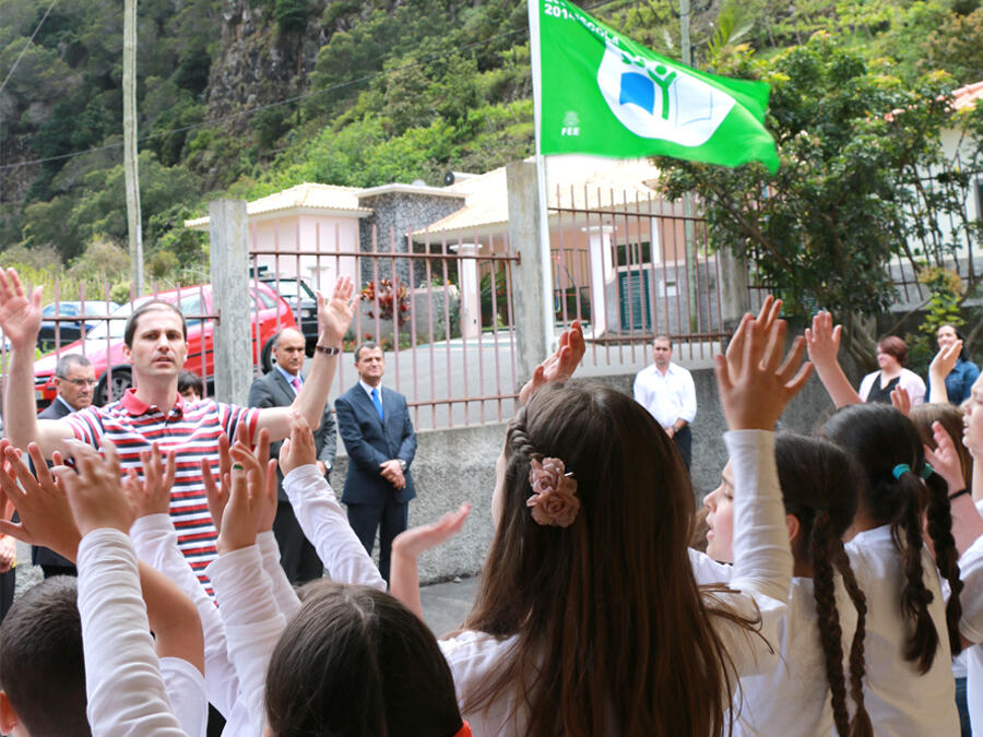 A escola é a maior família