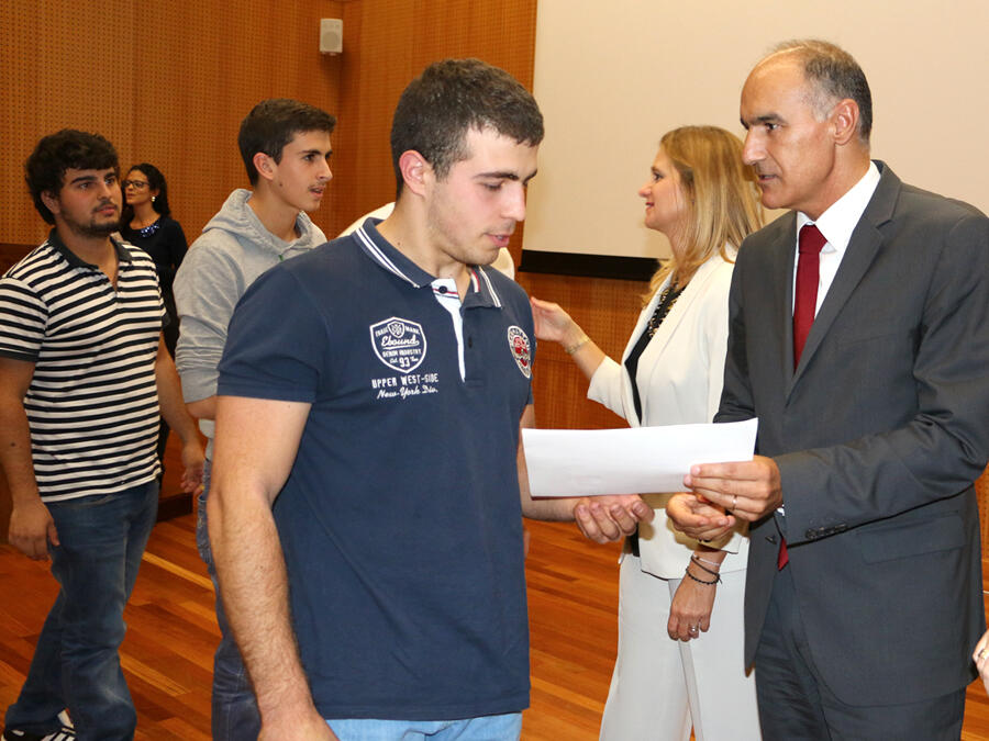 Qualificação para vencer os desafios  do emprego e da qualidade de vida