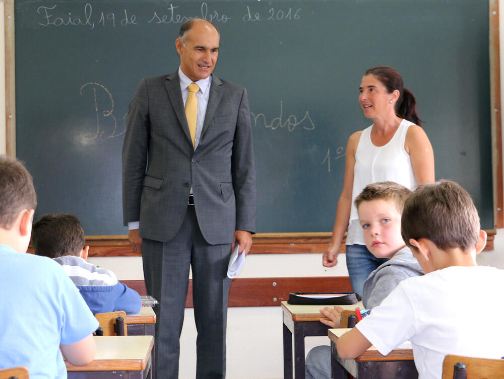 Tranquilidade e sorrisos no primeiro dia de aulas