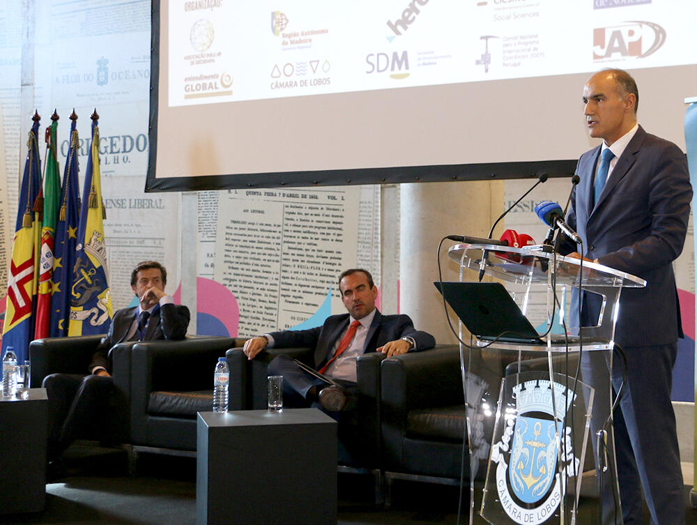 “Competitividade e Sustentabilidade do Espaço Insular” impõem reflexão