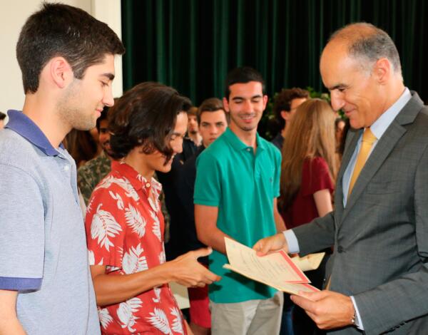 Reconhecimento do trabalho,  dedicação e empenho