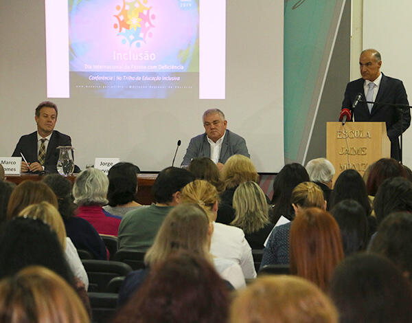 Educação de qualidade promove  o sucesso de todos e de cada um