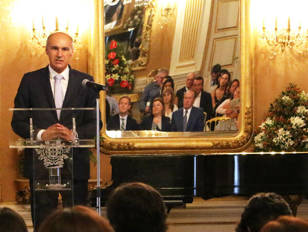 Alunos celebram 10 de Junho