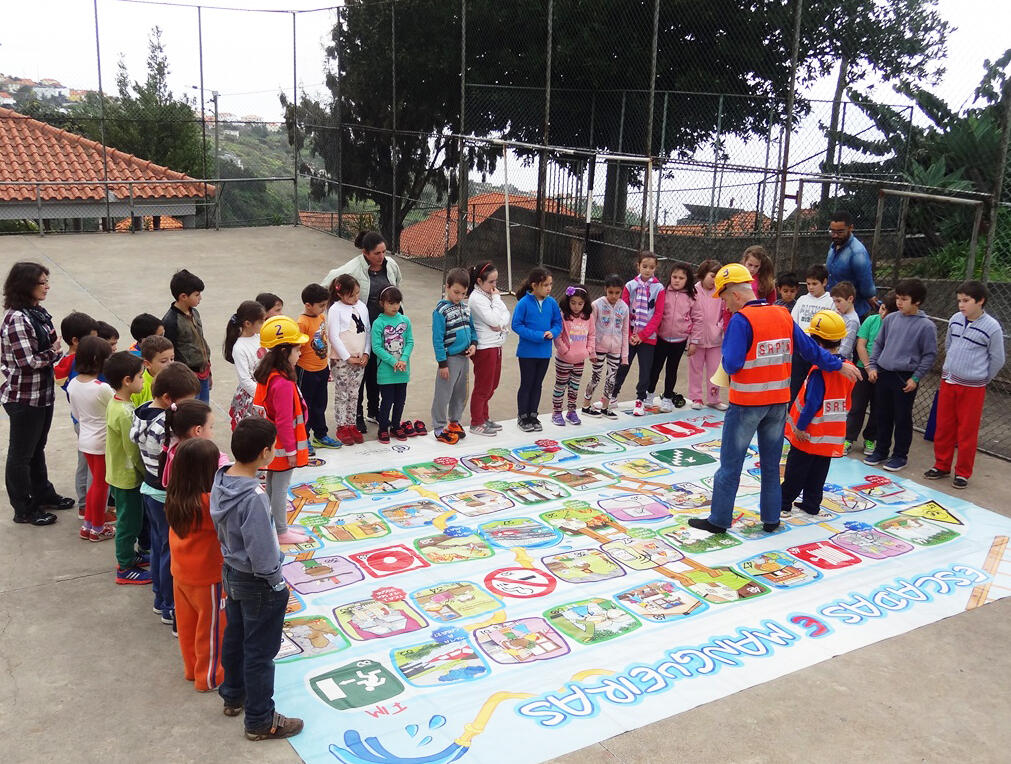Escolas da Calheta sensibilizadas para riscos naturais e tecnológicos