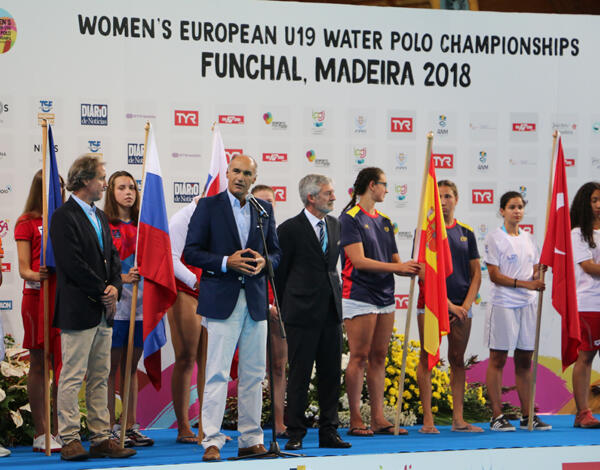 Europeu de Polo Aquático  traz 600 à Região