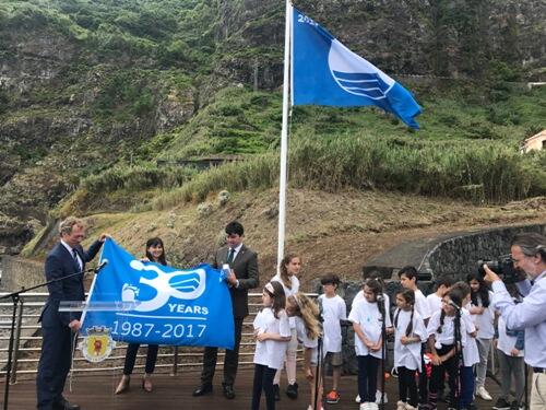 Madeira hasteou primeira Bandeira Azul de 2017 em Portugal