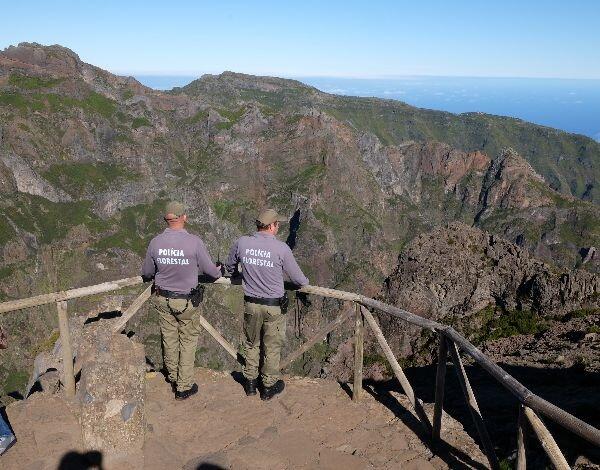 Polícia florestal com vigilância permanente às serras da Região