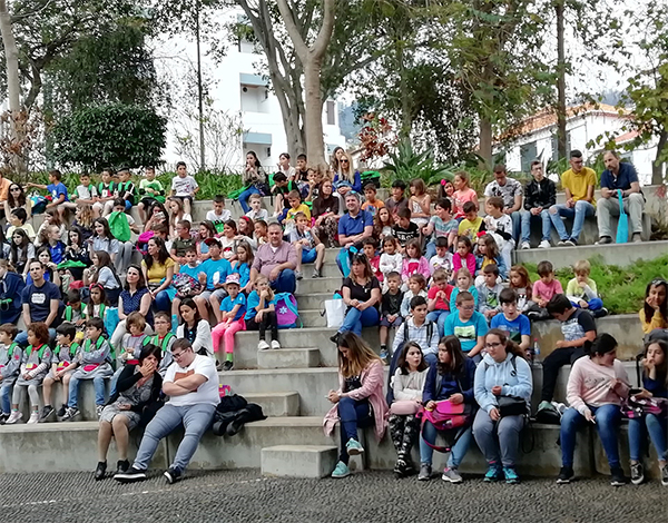 Festa nos jardins de Santa Luzia reuniu 250 alunos que participaram no Concurso Escolar GEA – Terra Mãe