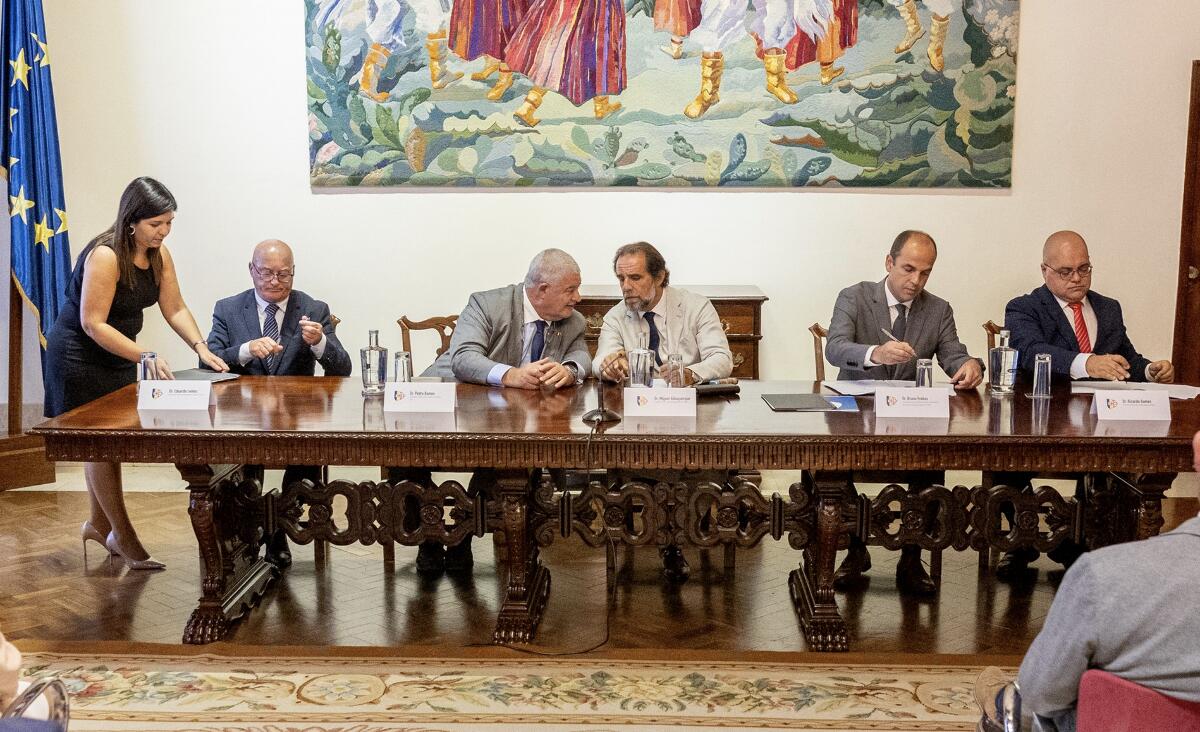 Miguel Albuquerque destaca aposta «Madeira tem 54 milhões de euros para investir nos Cuidados Continuados»