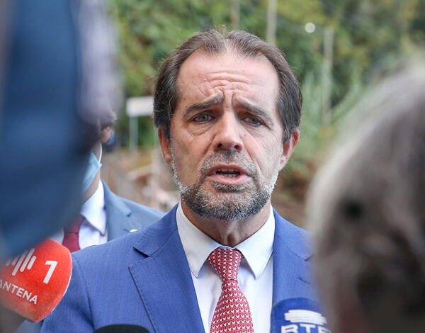 «Se voltar a haver incumprimentos fecharemos as zonas onde tal ocorrer»