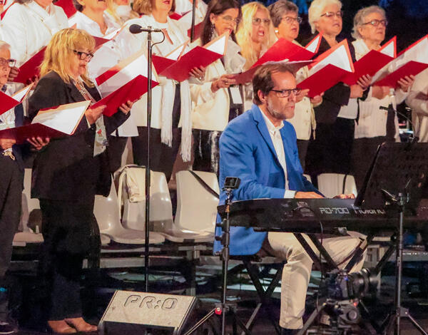 Albuquerque assistiu ao concerto dos 50 anos do 25 de abril