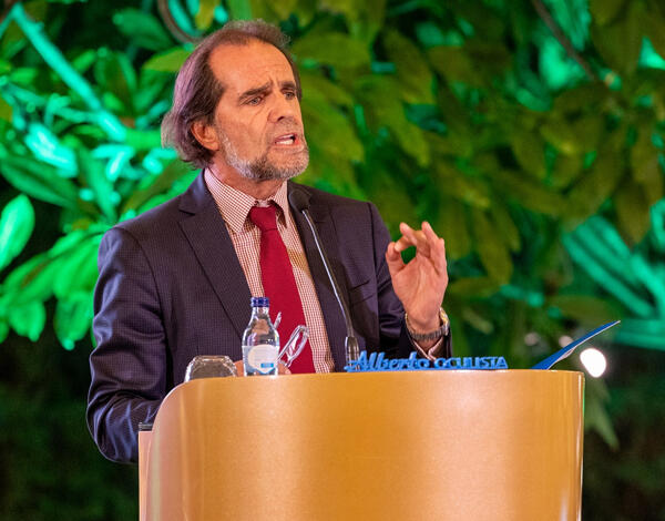 Aposta em melhores serviços e produtos