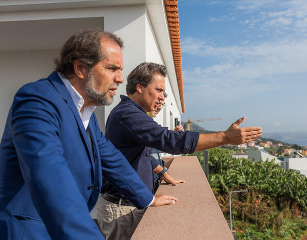 Miguel Albuquerque anuncia atribuição de casas na Quinta Grande