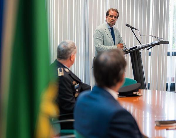 Região vai substituir Estado na construção de esquadras e entregas de recursos à PSP madeirense é para continuar