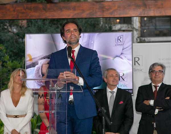 Albuquerque na abertura de clínica médica