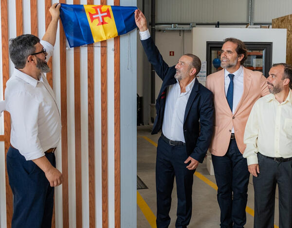 Miguel Albuquerque desafia dono da “Alesil” a transferir a sede fiscal para a Madeira