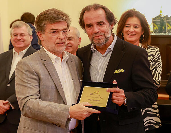 Miguel Albuquerque satisfeito com recondução  de João Pedro Mendonça