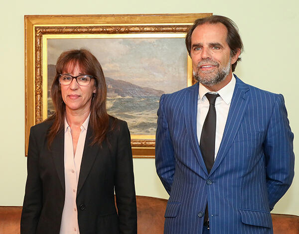 Albuquerque recebeu Ministra da Defesa 