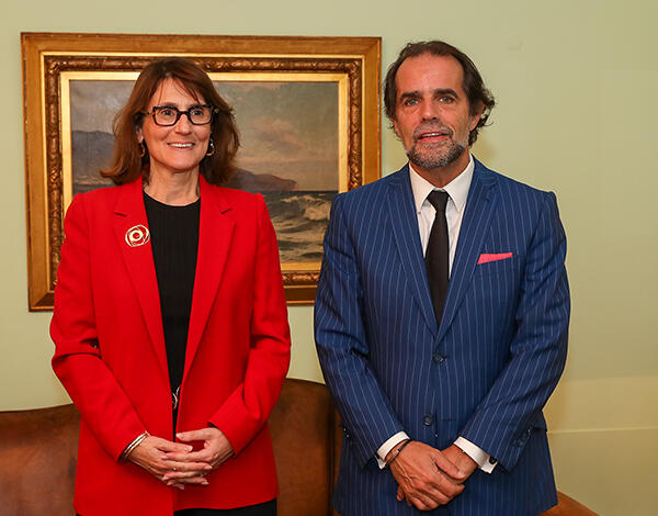 Albuquerque recebeu ministra da Justiça em audiência