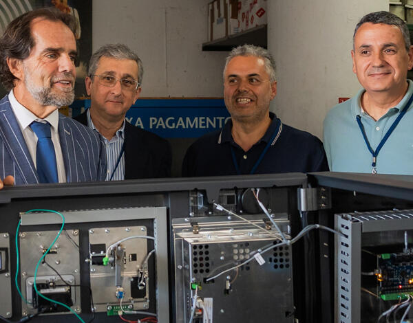 Miguel Albuquerque diz que a Bigsystems é o género de empresa que a Madeira quer