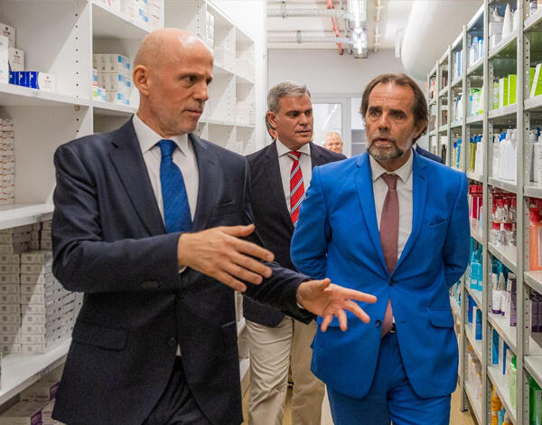 Albuquerque visitou grossista de produtos farmacêuticos