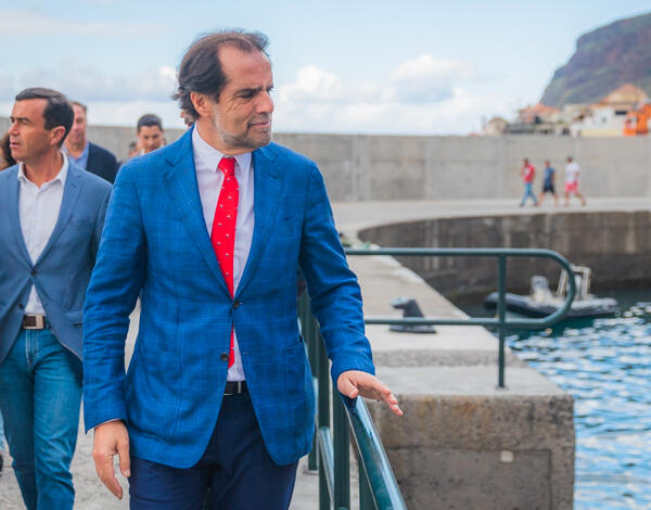Albuquerque considera fundamentais obras no cais e no varadouro do Paul do Mar