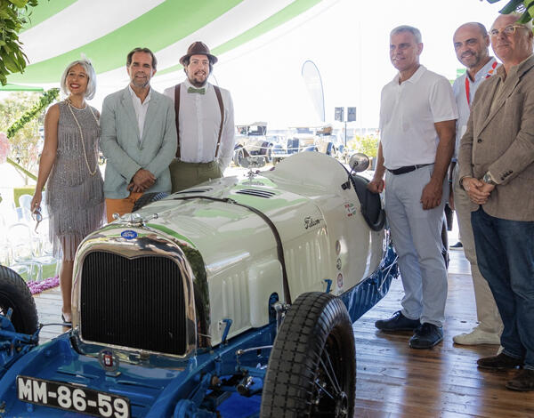 Albuquerque na abertura do Madeira Classic Car Revival