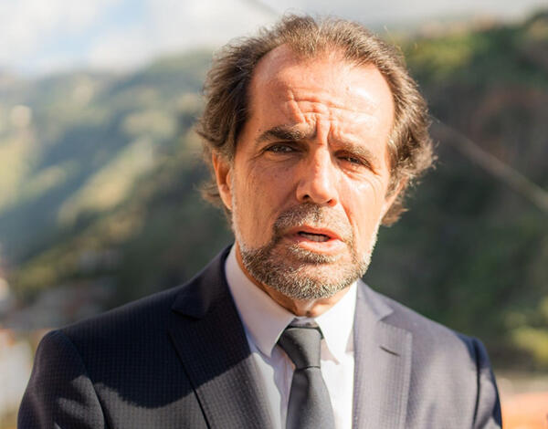 Albuquerque não aceita redução no contingente de acesso dos estudantes das ilhas ao Ensino Superior