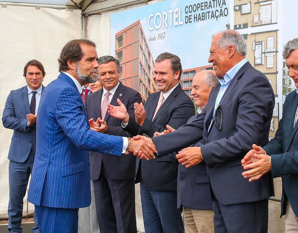 Governo defende habitação cooperativa de “corpo e alma”