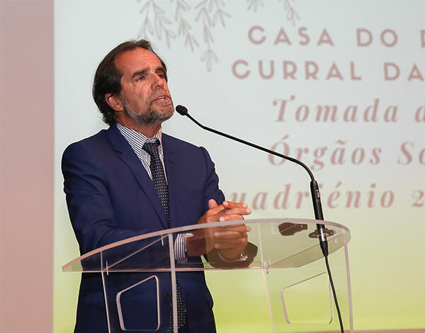 Albuquerque enaltece papel relevante da Casa do Povo no desenvolvimento da freguesia do Curral das Freiras