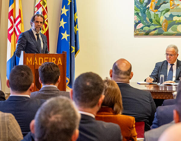Miguel Albuquerque lembra importância das ilhas para a projeção atlântica que Portugal necessita