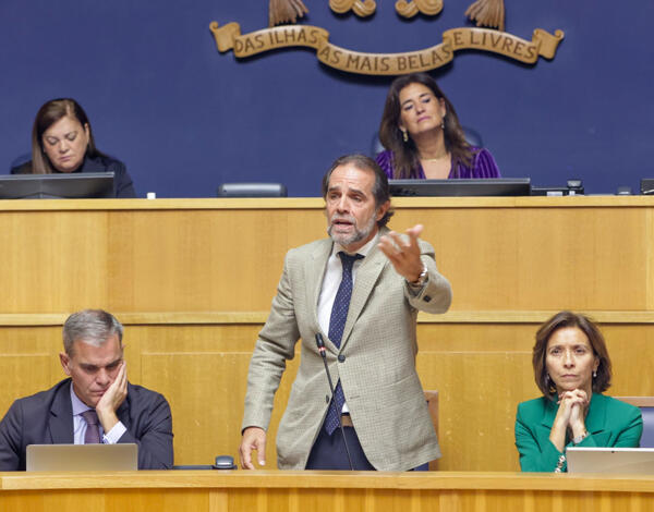 Madeira atravessa pico sem paralelo no Emprego e não vai deixar ninguém ficar para trás